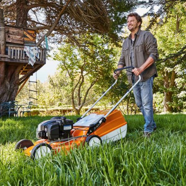 Tondeuse STIHL RM248T